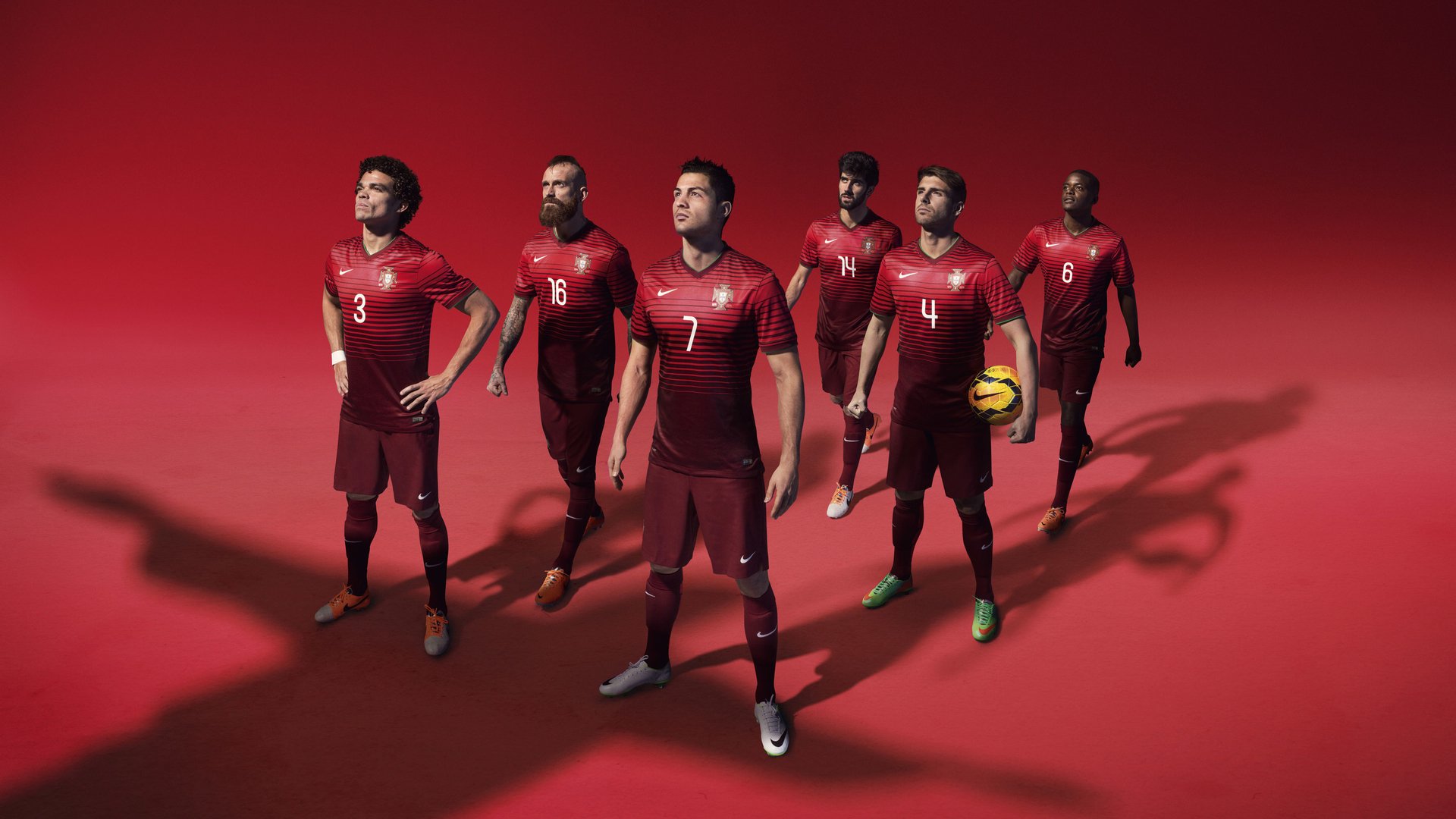 综合格斗赛场焦点！阿根廷队对阵比利时队，压哨绝杀，引爆全场观众欢呼